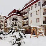 приветливо смарт студио, с изглед към снежанка и писта пампорово-стойките