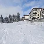 приветливо смарт студио, с изглед към снежанка и писта пампорово-стойките Apartment *